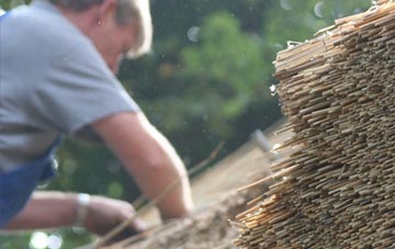 professional Ulnes Walton thatchers